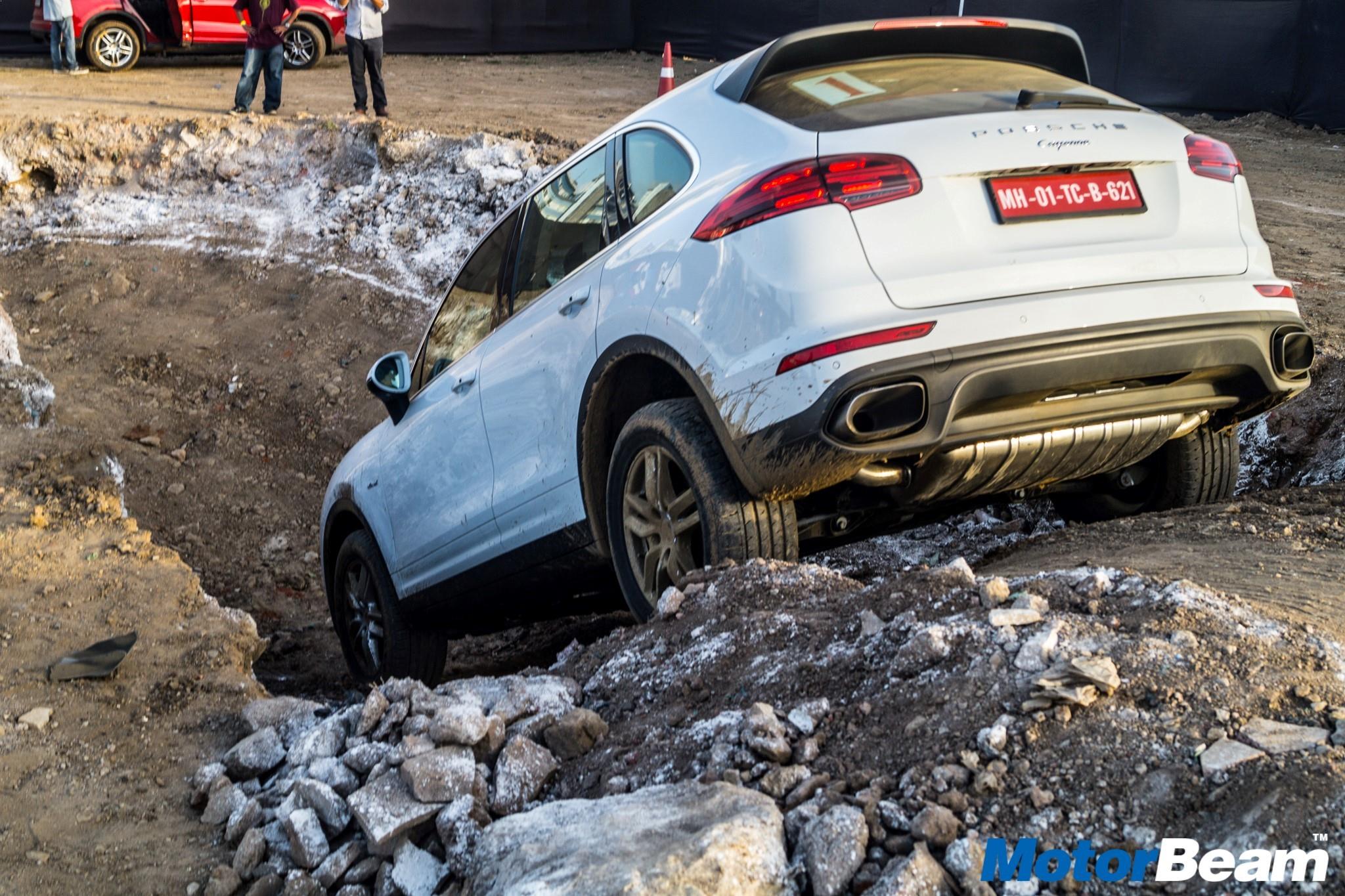 Porsche Cayenne Off-Road Driving