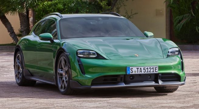Porsche Taycan Cross Turismo Front