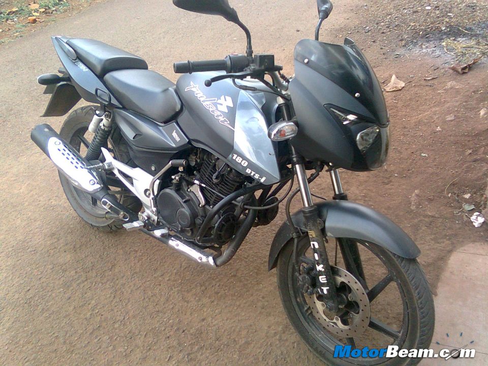 Pranav Khade Pulsar 180 Pranav Khade Pulsar 180