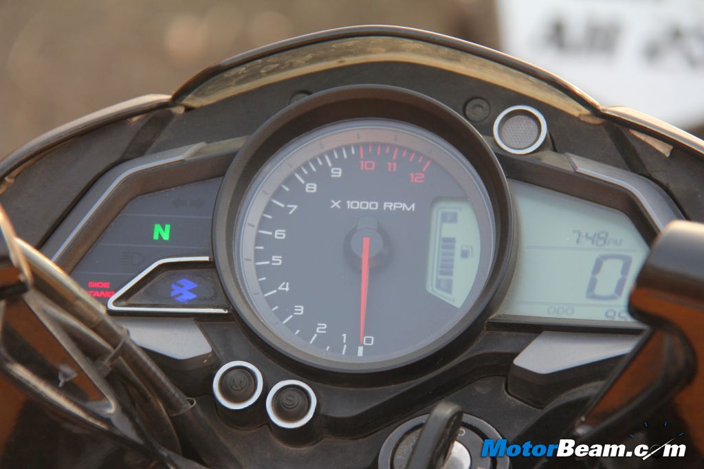 Pulsar 200 NS Instrument Console