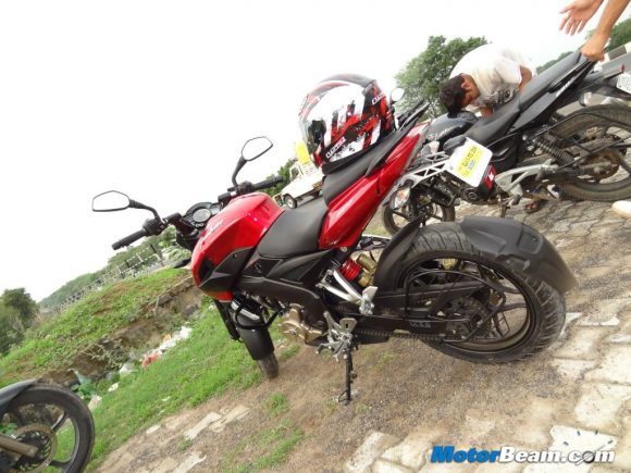 Pulsar 200 NS Owner Report