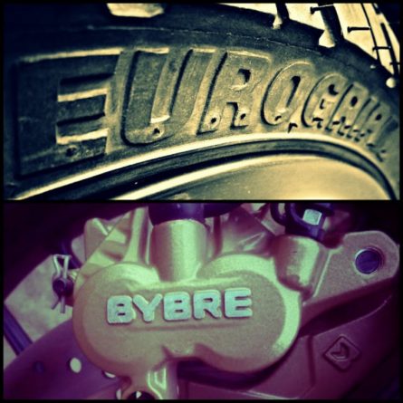 Pulsar 200 NS Tyres