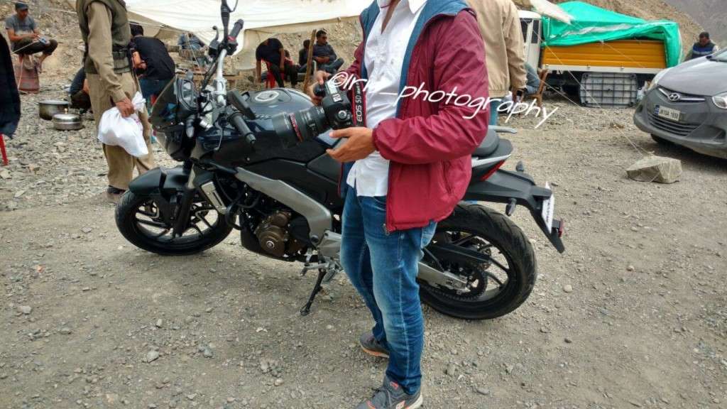 Pulsar VS 400 TV Shoot