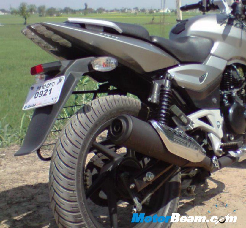 Pulsar_180_Exhaust Pulsar 180 Exhaust