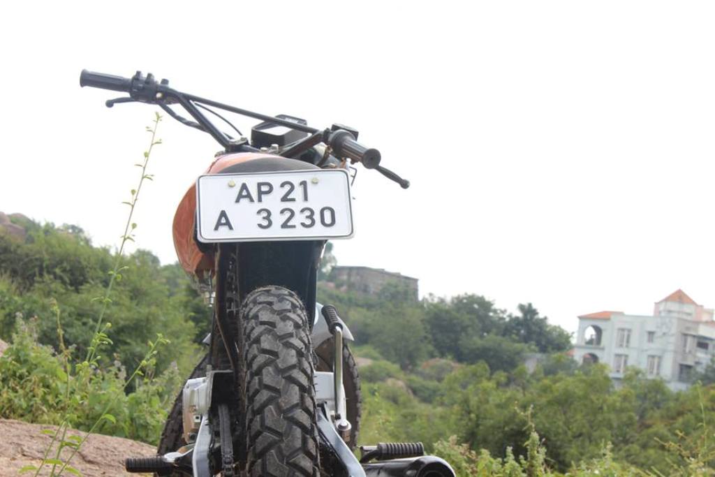 RTM Design Yamah RX100 Dirt Scrambler Rear