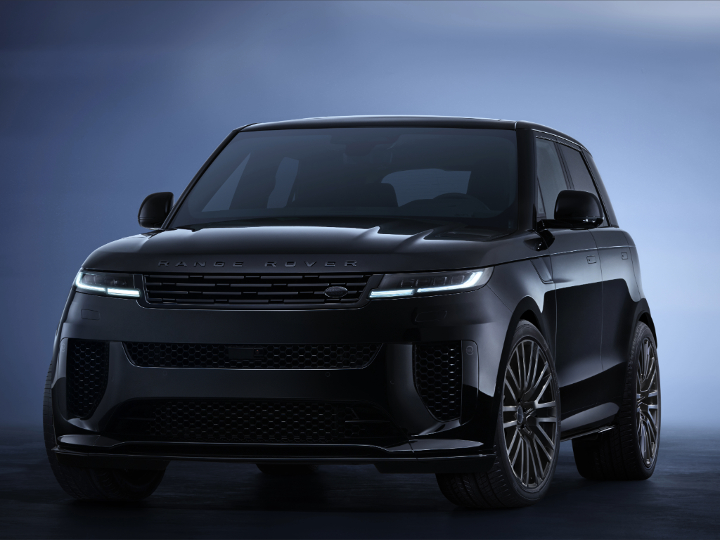 Range Rover Sport SV Black Edition front