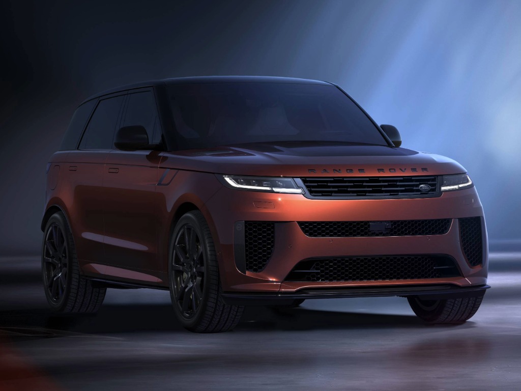Range Rover Sport SV Carbon front