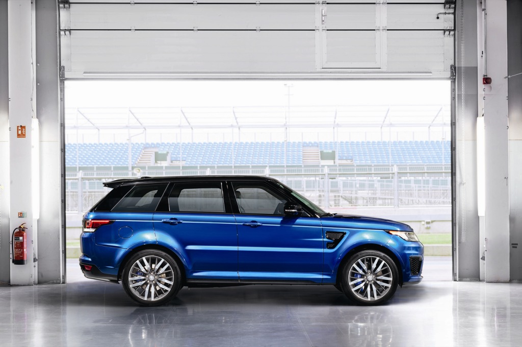 Range Rover Sport SVR Side