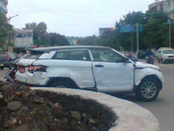 Range Rover Evoque Spied