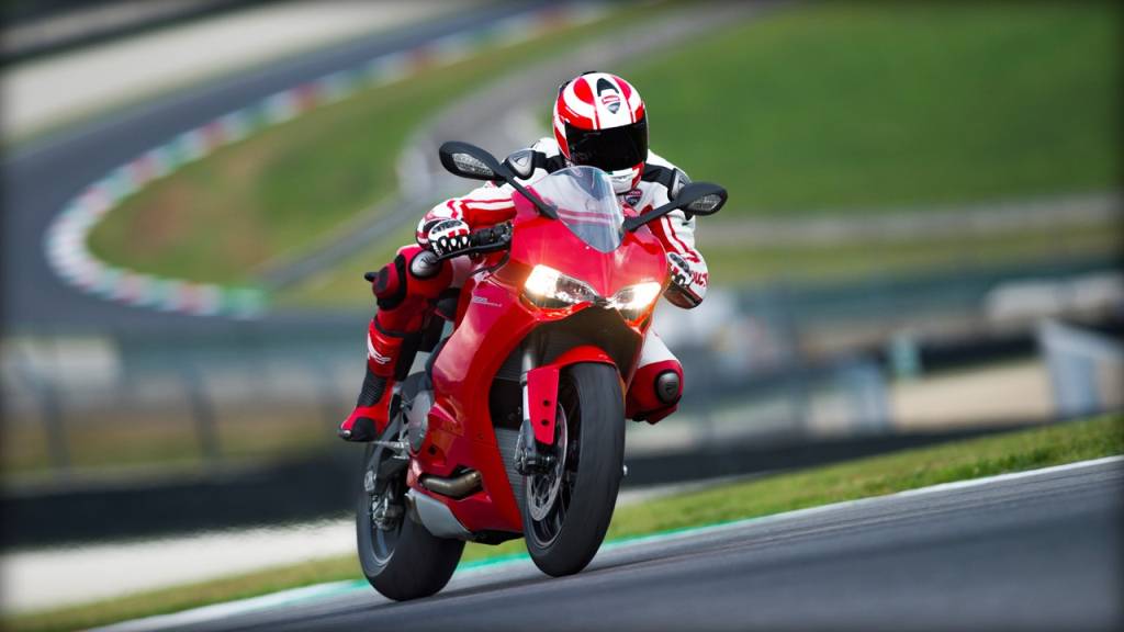 Red Ducati 899 Panigale