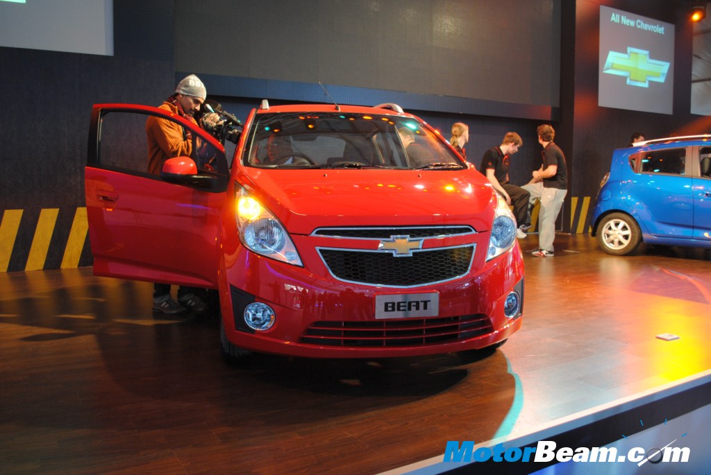 Red_Chevrolet_Beat_IIndia