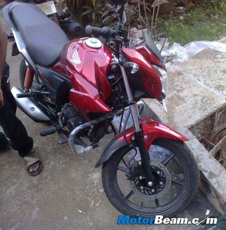 Red_Honda_CB_Twister Red_Honda_CB_Twister