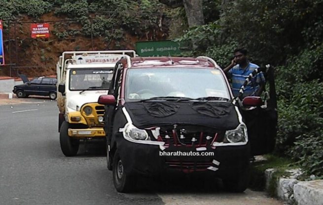 Red Mahindra Xylo Mini