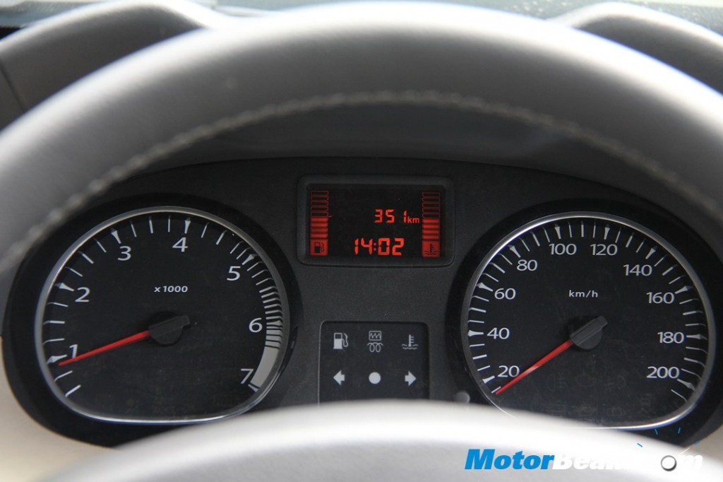 Renault-Duster-Instrument-Cluster Instrument Cluster