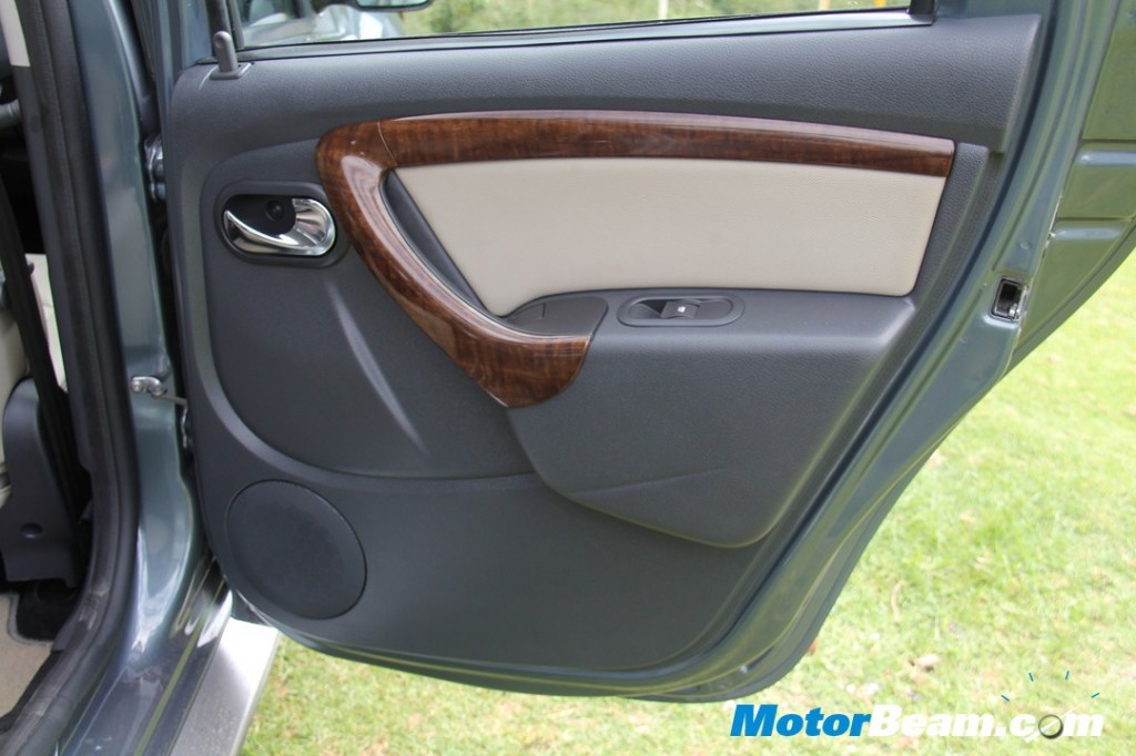 Renault-Duster-Rear_Door Rear Door