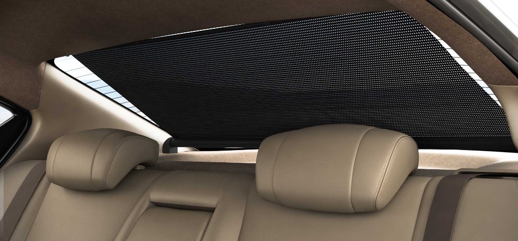 Renault Scala Travelogue Edition Rear Sun Shade
