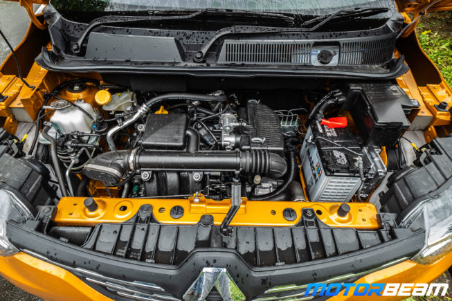Renault-Triber-AMT-11