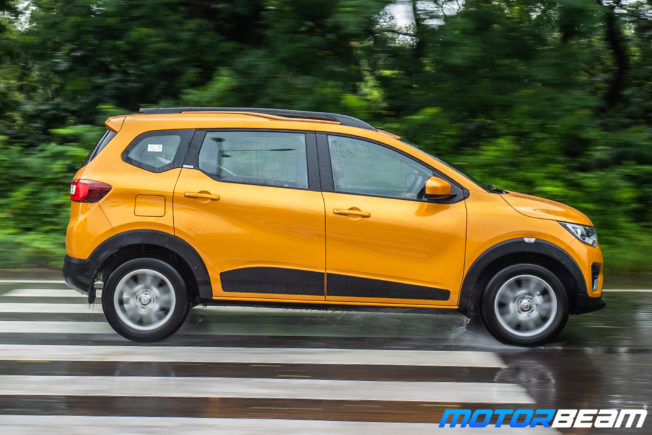 Renault-Triber-AMT-18