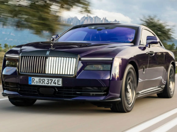 Rolls Royce Spectre Black Badge Front