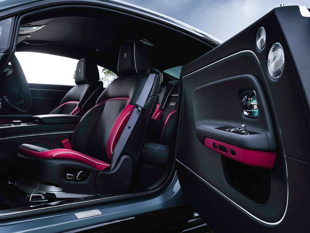 Rolls Royce Spectre Black Badge Interior seats