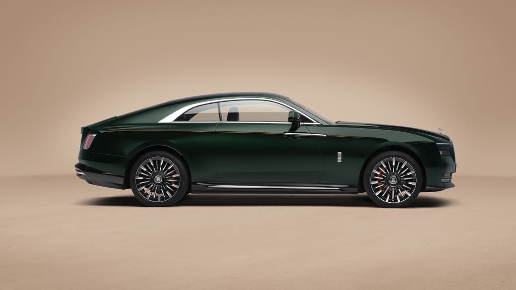 Rolls-Royce Spectre Series II Side