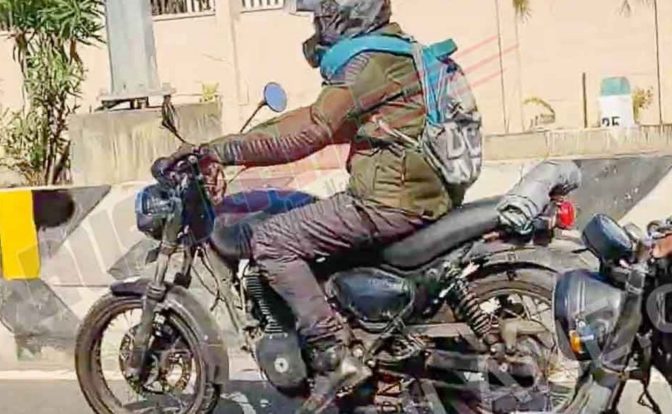 Royal Enfield Hunter 350 Spied