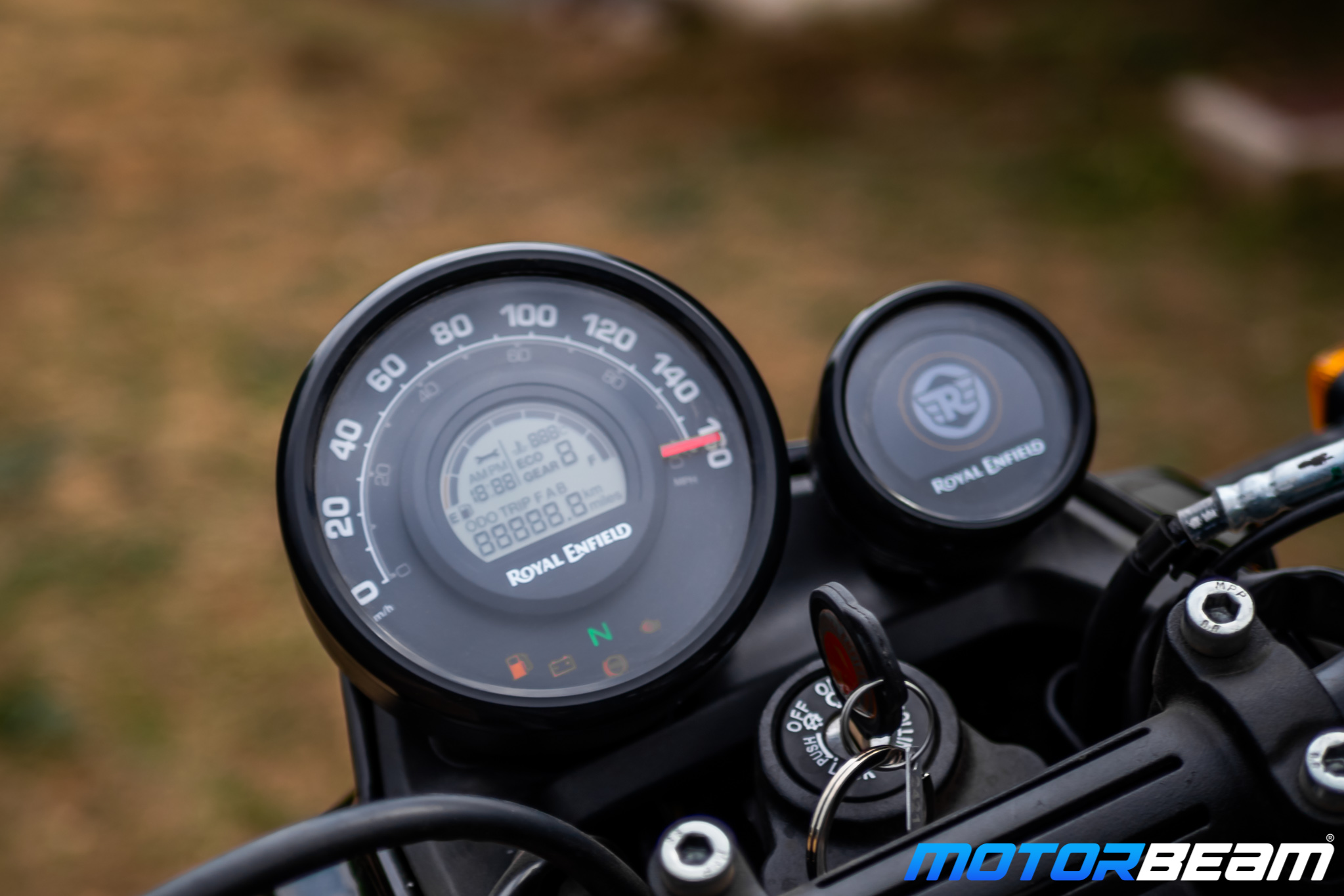 Royal Enfield Scram 411 Review 16