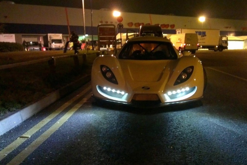 SIN R1 Front