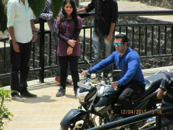 Salman Khan Suzuki GW250