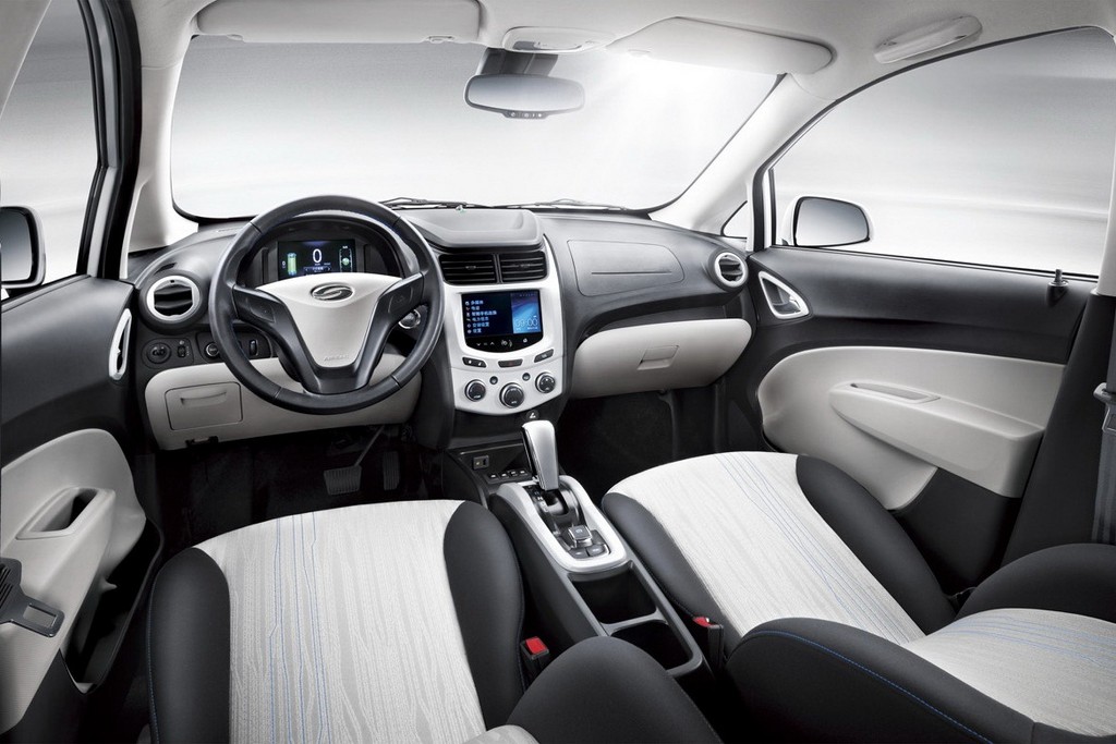 Shanghai GM Sail Springo EV interior