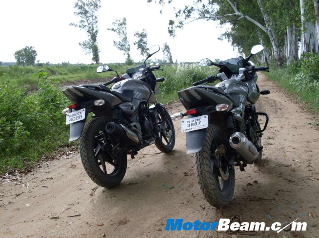 Silver_Bajaj_Pulsars_Rear Silver_Bajaj_Pulsars_Rear