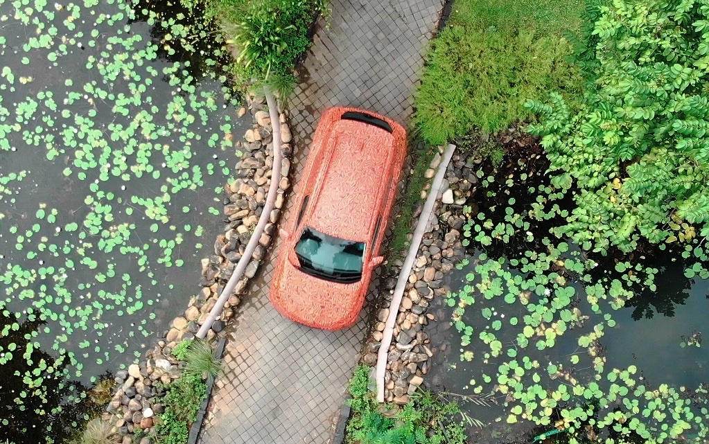 Top view of the compact SUV