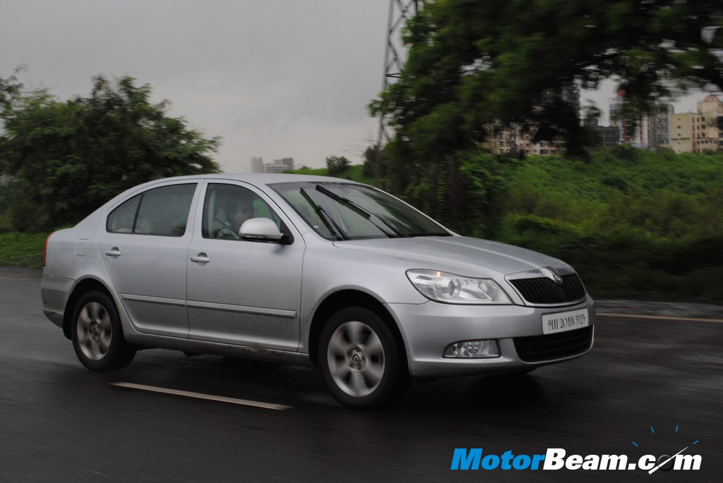 Skoda_Laura_DSG_AT_Test_Drive_Review (176) Skoda Laura - On The Move