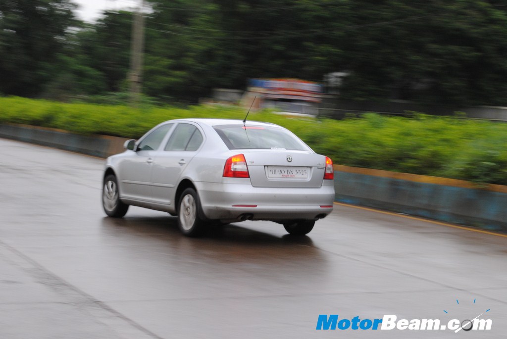 Skoda_Laura_DSG_AT_Test_Drive_Review (193)