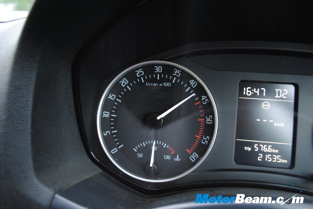 Skoda_Laura_DSG_AT_Test_Drive_Review (262)
