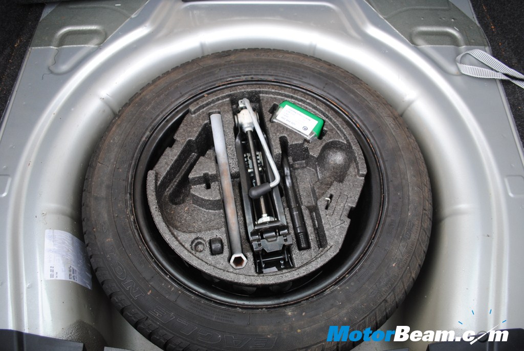 Skoda_Laura_DSG_AT_Test_Drive_Review (63) Skoda Laura - Spare Wheel