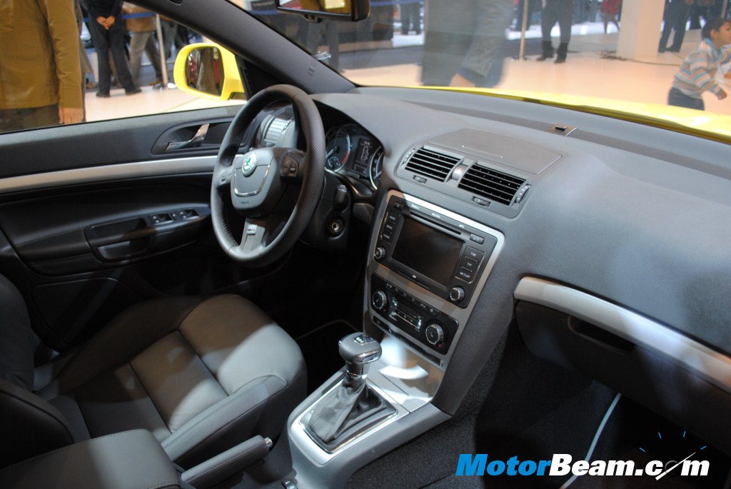 Skoda_Octavia_RS_Interior