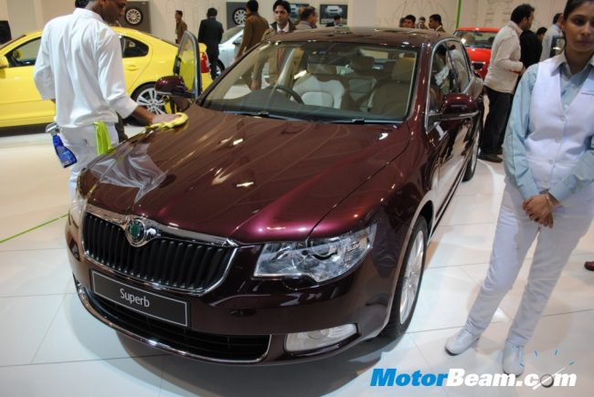 Skoda_Superb_2010_Auto_Expo