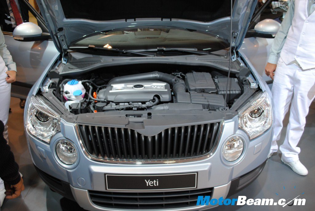 Skoda_Yeti_Petrol_Hood
