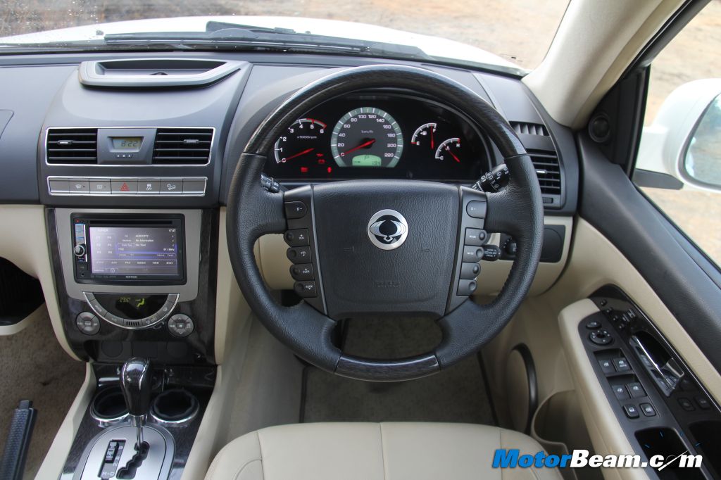 SsangYong Rexton Steering Wheel