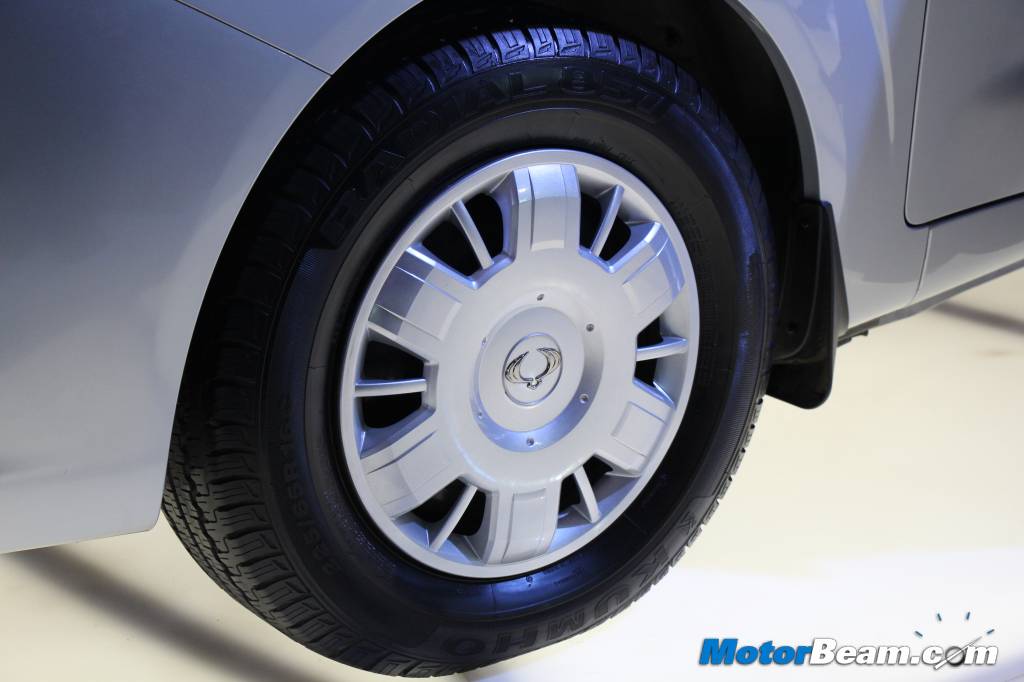 Ssangyong Rodius Alloys