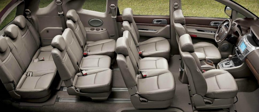 Ssangyong Rodius Interior