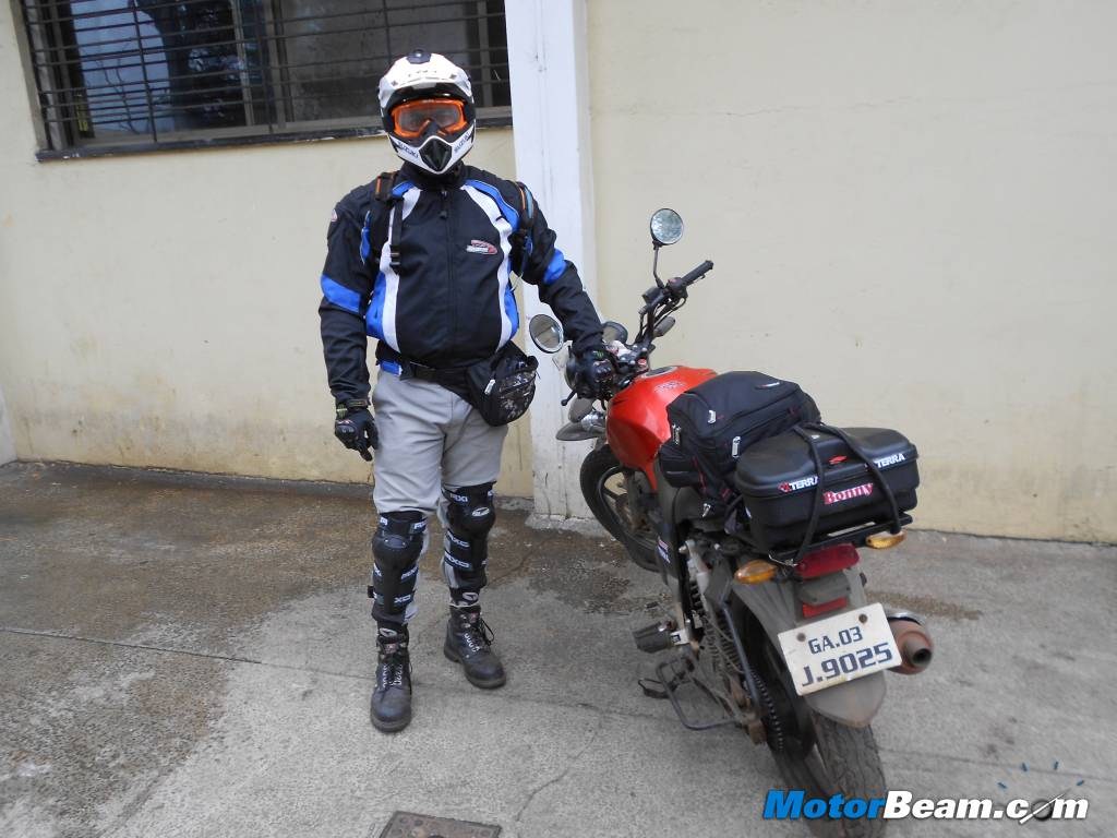 Susuki GS 150R Travelogue Start