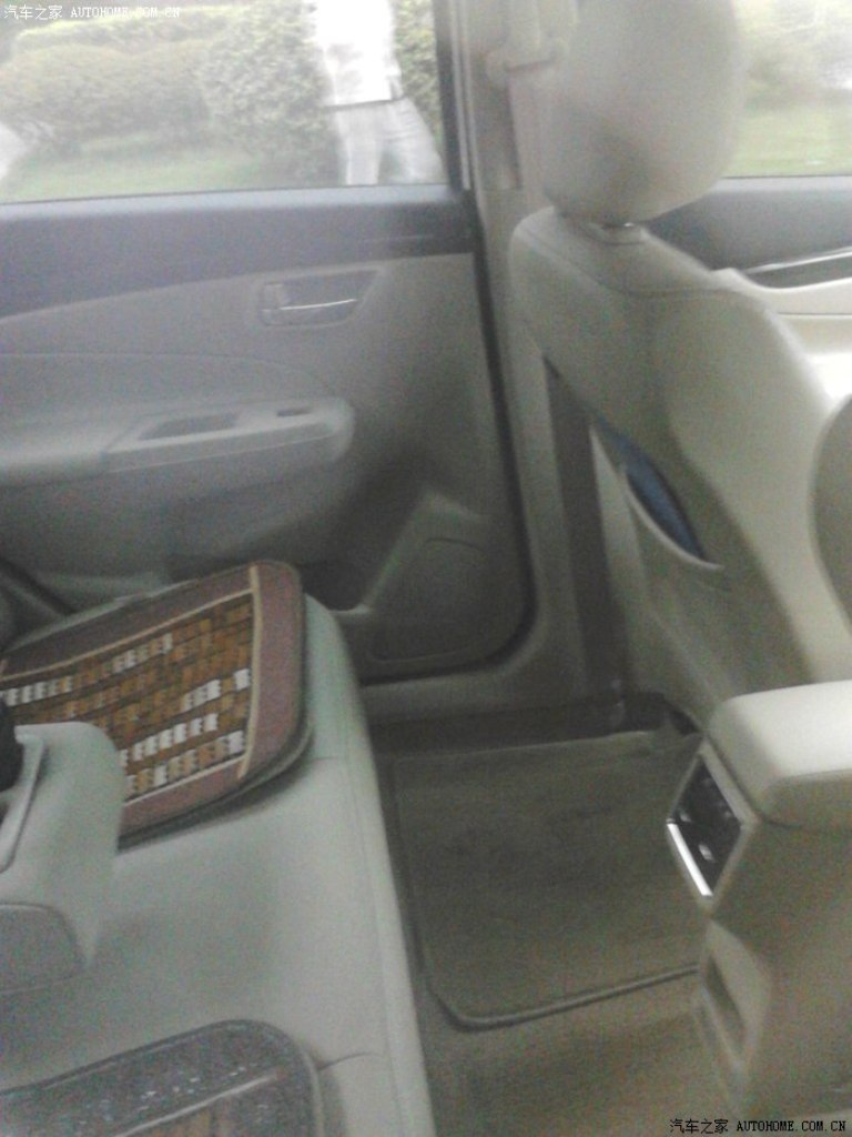 Suzuki Alivio China Spy Shot Rear Legroom