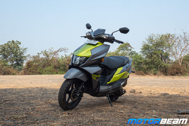 Suzuki Avenis Review 36