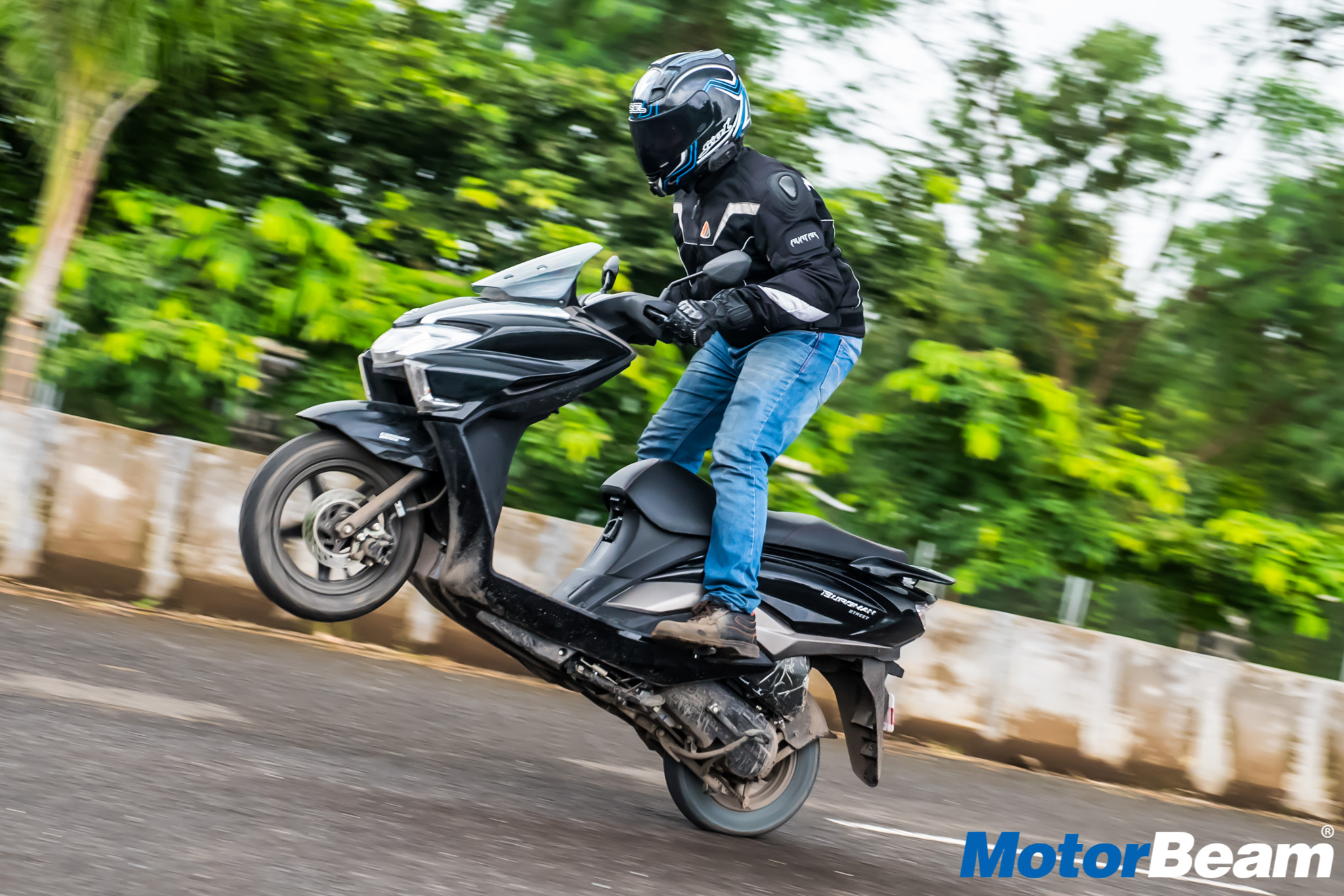 Suzuki Burgman Street Report Test Ride