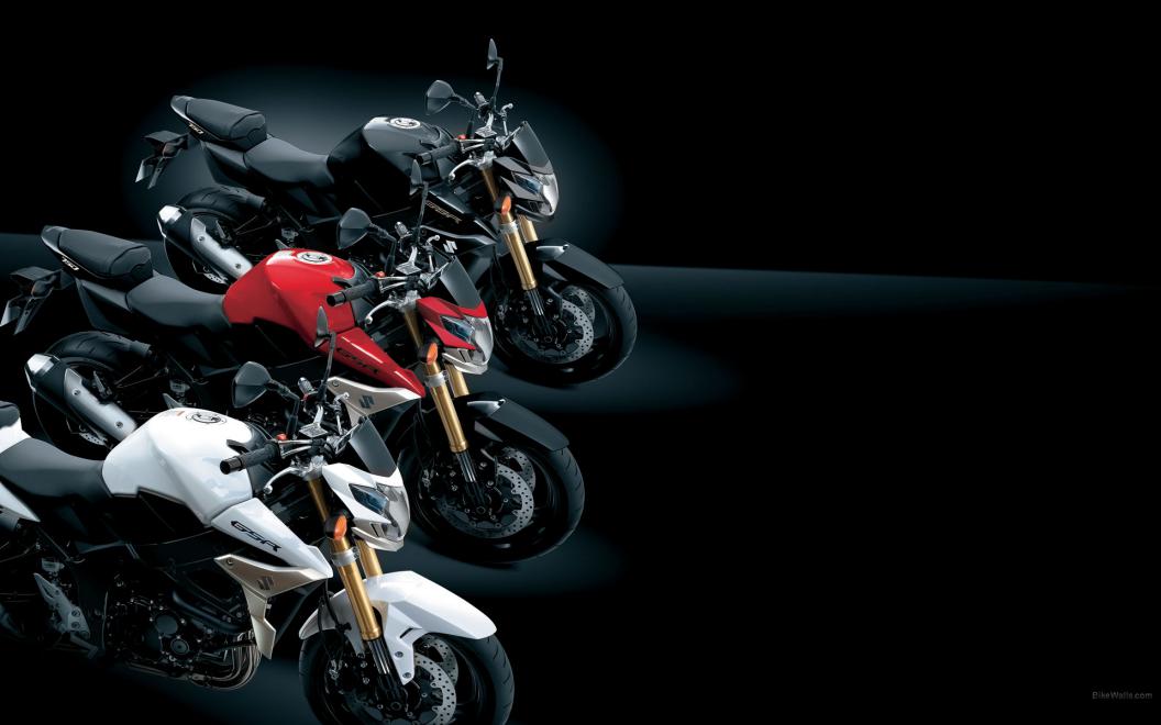 Suzuki-GSR-750