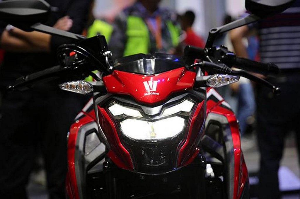 Suzuki GSX S300 Headlight