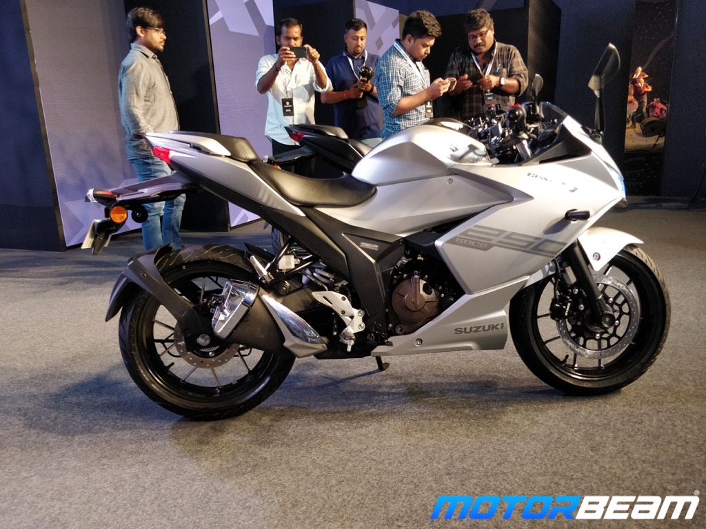 Suzuki Gixxer SF 250 Details