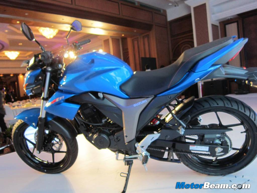 Suzuki Gixxer Side